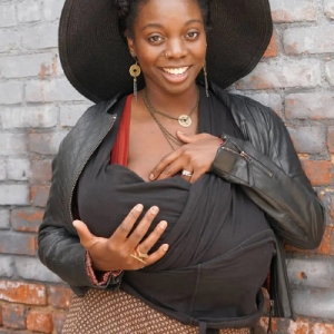 Кормление грудью в слинге без намотки Loona